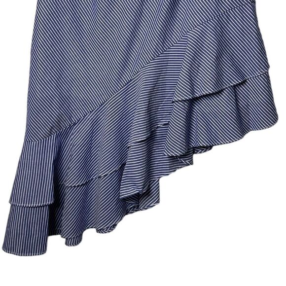 😊 3/$30
NEW🏷 Woman’s Ruffle Tiered Skirt Blue Size 2 - Picture 13 of 15